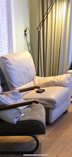 Leren bank met verlengstuk, Huis en Inrichting, Banken | Bankstellen, Gebruikt, Ophalen of Verzenden, Rechte bank, Minder dan 150 cm