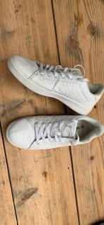 Vrouwen schoenen maat 39, Kleding | Dames, Schoenen, Ophalen, Wit, Sneakers of Gympen, Zo goed als nieuw