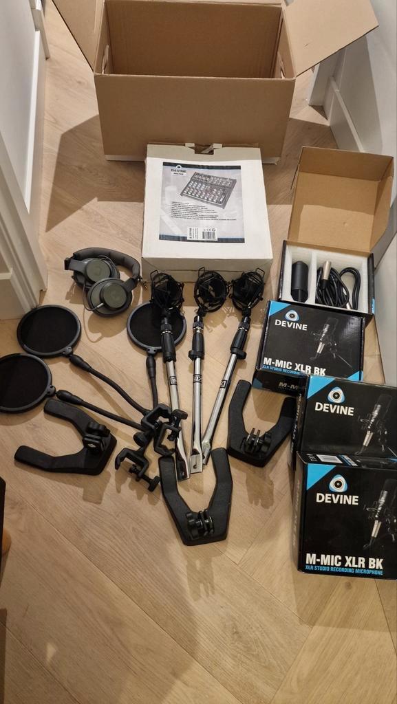 Nieuwe podcastset + Mixpad/ mengpaneel, Muziek en Instrumenten, Microfoons, Zo goed als nieuw, Studiomicrofoon, Ophalen