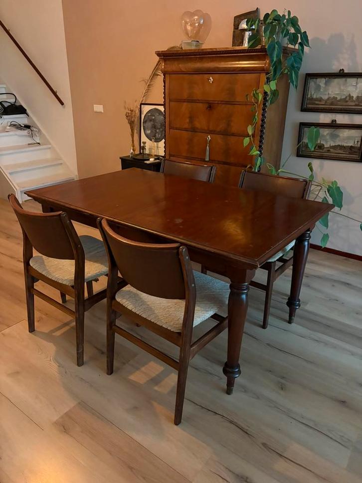 Antieke tafel (met stoelen), eethoek, Antiek en Kunst, Antiek | Meubels | Tafels, Ophalen