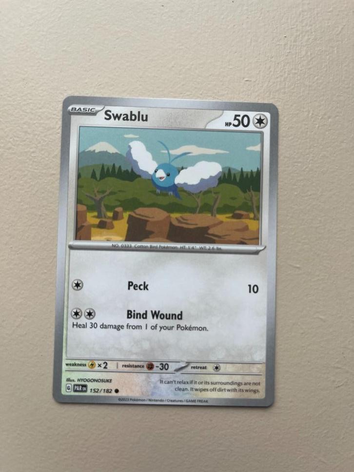 Swablu 152/182 - Paradox Rift - Pokemon Kaart, Hobby en Vrije tijd, Verzamelkaartspellen | Pokémon, Nieuw, Losse kaart, Ophalen of Verzenden