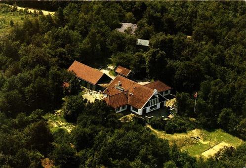 Natuurvriendenhuis Het Hunehuis, Havelte [Dr.] - luchtfoto -, Verzamelen, Ansichtkaarten | Nederland, Gelopen, Overijssel, 1960 tot 1980