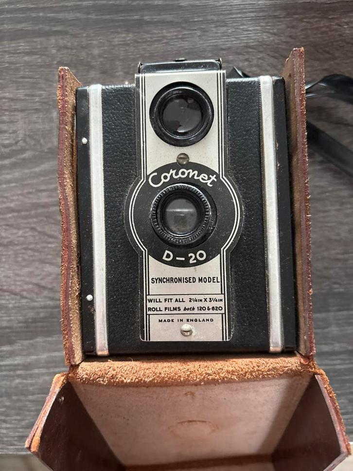 Vintage Coronet D-20 Camera met leren tas, Audio, Tv en Foto, Fotocamera's Analoog, Gebruikt, Compact, Overige Merken, Ophalen of Verzenden