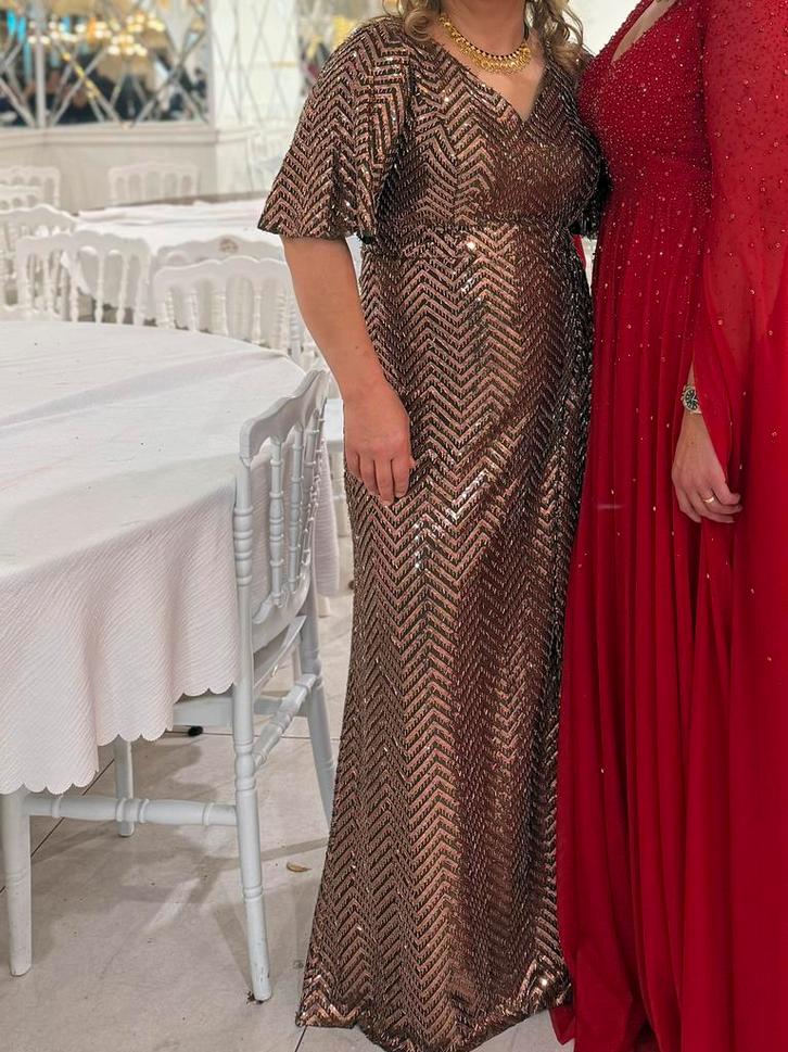 Gala jurk 1x gedragen, Kleding | Dames, Gelegenheidskleding, Zo goed als nieuw, Galajurk, Maat 42/44 (L), Overige kleuren, Ophalen of Verzenden