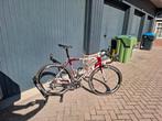 Trek Madone 6 serie unieke kleur!, Fietsen en Brommers, Carbon, Zo goed als nieuw, Meer dan 20 versnellingen, Ophalen