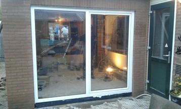 Op voorraad 2 delige kantel schuifpuien  2400 x 2100 beschikbaar voor biedingen