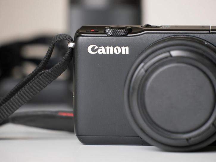 Canon EOS M10 systeemcamera met 15-45mm zoomlens, Audio, Tv en Foto, Fotocamera's Digitaal, Gebruikt, Canon, Ophalen of Verzenden