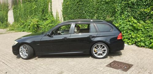 BMW 325i Individual M sport handbak!, Auto's, BMW, Particulier, 3-Serie, Benzine, C, Stationwagon, Handgeschakeld, Geïmporteerd