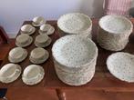 Limoges Luçien Michelaud Millefleurs Servies met Bloemmotief, Antiek en Kunst, Antiek | Servies compleet, Ophalen