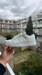 Nike dunk low mint green, Nieuw, Ophalen of Verzenden