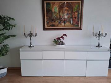 Tv meubel en dressoir - z.g.a.n. - apart te koop beschikbaar voor biedingen