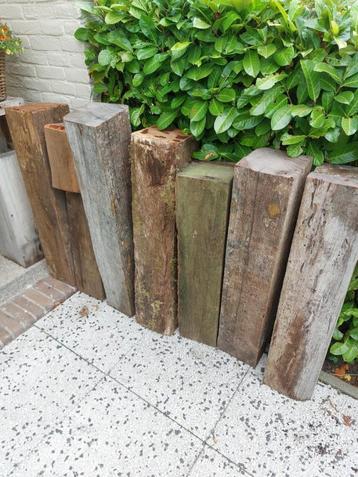 azobee palen  beschikbaar voor biedingen
