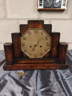 Klok amsterdamse school art deco antiek, Antiek en Kunst, Antiek | Klokken, Ophalen of Verzenden