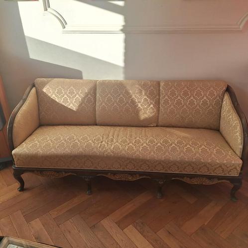 vintage goudkleurige bank, driezitter, antiek, Huis en Inrichting, Banken | Bankstellen, Zo goed als nieuw, Tweepersoons, 150 tot 200 cm