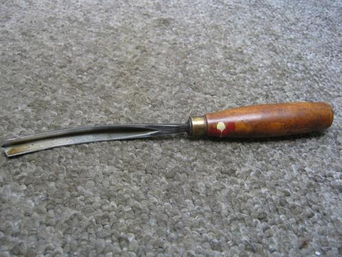 Gebogen Guts, houtsnijwerk. Addis, Antiek en Kunst, Antiek | Gereedschap en Instrumenten, Verzenden