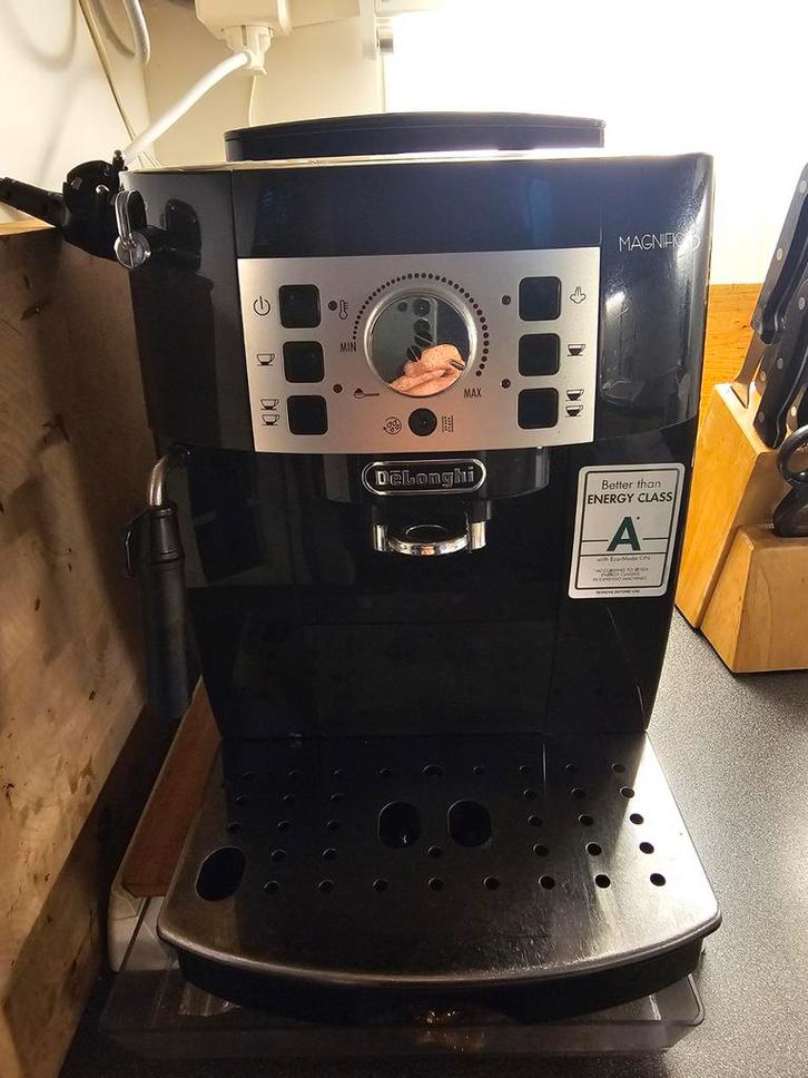 DeLonghi Magnifica S - Schoon & Werkend!, Witgoed en Apparatuur, Koffiezetapparaten, Gebruikt, Gemalen koffie, Koffiebonen, Espresso apparaat