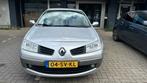Renault Mégane 1.6 16V Sedan AUT 2006 Grijs, Auto's, 1250 kg, 1225 kg, 4 cilinders, Origineel Nederlands