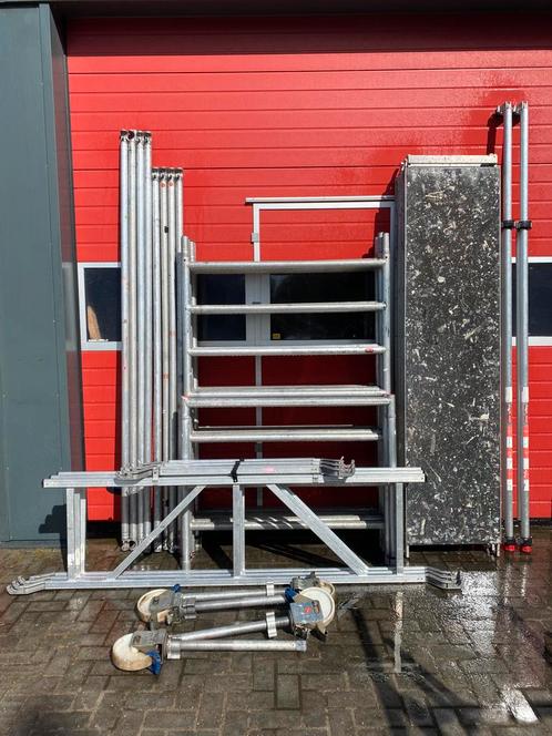 Altrex rolsteiger/ steiger fiber deck 9.2 m wh, Doe-het-zelf en Verbouw, Steigers, Zo goed als nieuw, Rolsteiger of Kamersteiger