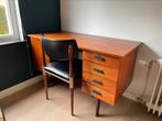 Vintage teak bureau en stoel, Antiek en Kunst, Antiek | Meubels | Kasten, Ophalen of Verzenden