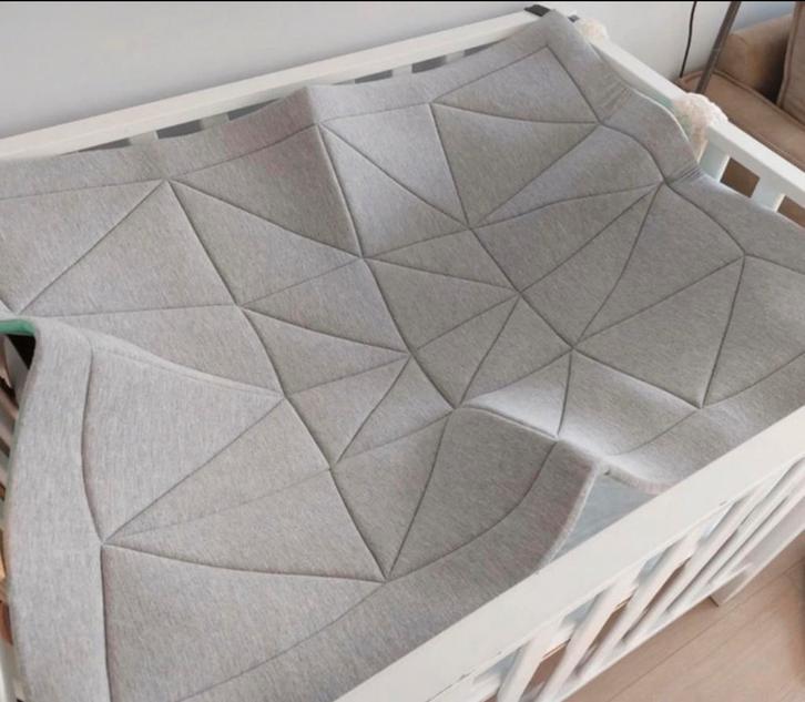 Hangloose 3 in 1 baby-hangmat boxkleed speelkleed, Kinderen en Baby's, Boxen, Zo goed als nieuw, Boxkleed, Ophalen of Verzenden