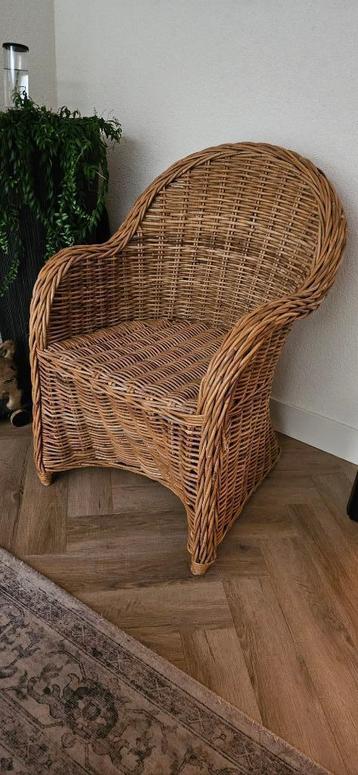 Rotan fauteuil in prima staat Stevig  Mooie pitrieten stoel. beschikbaar voor biedingen
