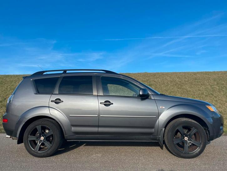 Zeldzame Mitsubishi Outlander 3.0 V6 AUT 2WD 223 PK BJ 2007, Auto's, Mitsubishi, Particulier, Outlander, ABS, Airbags, Airconditioning