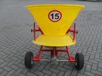 Jar-Met Wielaangedrven / getrokken Kunstmest en zout strooie, Zakelijke goederen, Agrarisch | Werktuigen, Overige, Gewasbescherming en Bemesting