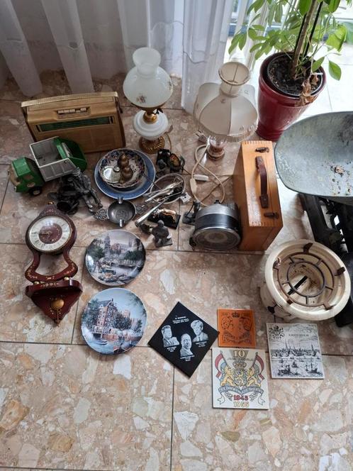 Brocante-/vlooienmarkt materiaal, Antiek en Kunst, Antiek | Servies compleet, Ophalen