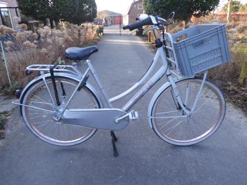 Hippe 28" Cortina U4  met 7 versnellingen en 57 frame beschikbaar voor biedingen