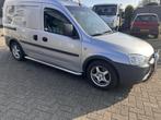 Opel Combo Sidebars met aluminium trede