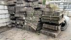 2.000 stuks gebruikte betonbanden 6x20x100cm opsluitbanden., Tuin en Terras, Bij dit gebruikte product niet meer te achterhalen.