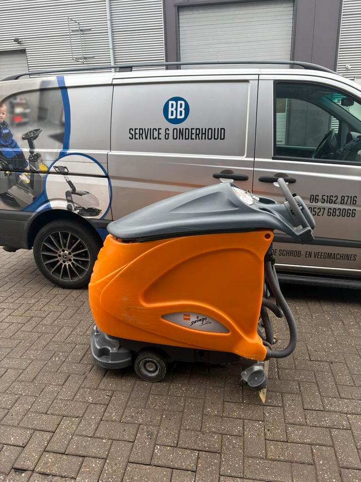 Schrobmachine Taski Swingo 1255, Doe-het-zelf en Verbouw, Reinigingsmachines, Zo goed als nieuw, Ophalen of Verzenden