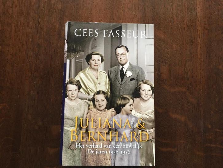 Juliana en Bernard, Verzamelen, Koninklijk Huis en Royalty, Nieuw, Tijdschrift of Boek, Ophalen