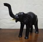 grote vintage lederen olifant, Ophalen