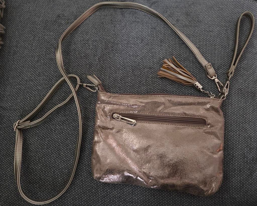 Flora&Co Gouden Schoudertas/Handtas - Nieuw, Sieraden, Tassen en Uiterlijk, Tassen | Damestassen, Ophalen of Verzenden, Nieuw