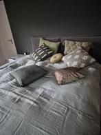 7 kussens plus katoenen kleed.  In diverse groen tinten, Huis en Inrichting, Gebruikt, Tweepersoons, Ophalen of Verzenden, 200 cm