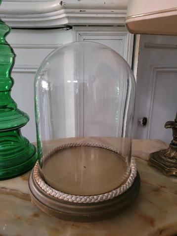 Vintage glazen stolp met houten onderbord foto 1 t/m 4 beschikbaar voor biedingen