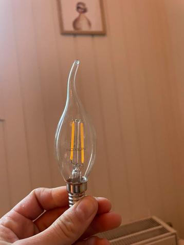 6 Noxion Lamp Gebogen Tip kaars beschikbaar voor biedingen