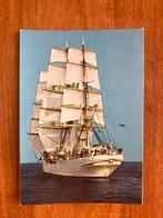 Zeilschip Dar Pomorza met voorbij vliegende Chessna, Verzamelen, Ophalen of Verzenden, Gebruikt, Zeilboot, Kaart, Foto of Prent