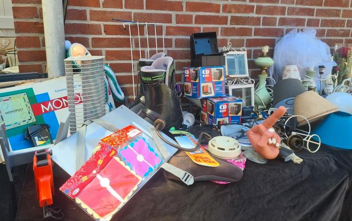 Partij overtollige spullen, 6 bananendozen vol!, Diversen, Rommelmarktspullen, Zo goed als nieuw, Ophalen