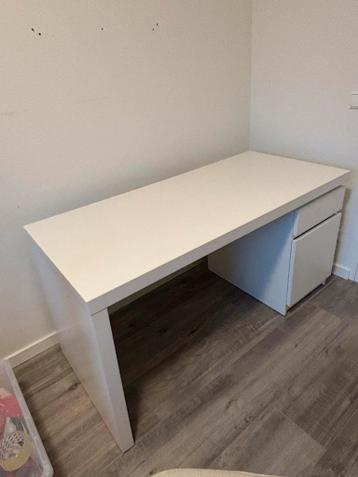 Ikea bureau Malm - afbeelding 1