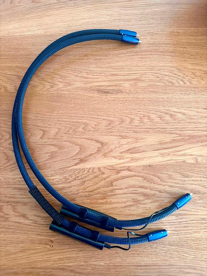 AudioQuest Water RCA interconnects 0.75m, Audio, Tv en Foto, Audiokabels en Televisiekabels, Zo goed als nieuw, Interlink-kabel