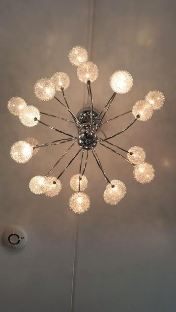 Mooie grote hanglamp  beschikbaar voor biedingen