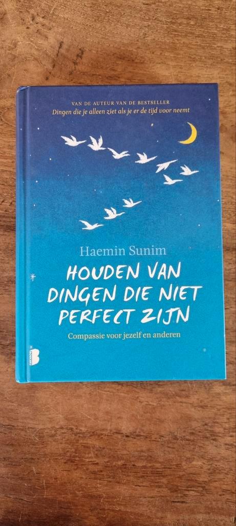 Haemin Sunim - Houden van dingen die niet perfect zijn, Boeken, Psychologie, Zo goed als nieuw, Ophalen of Verzenden