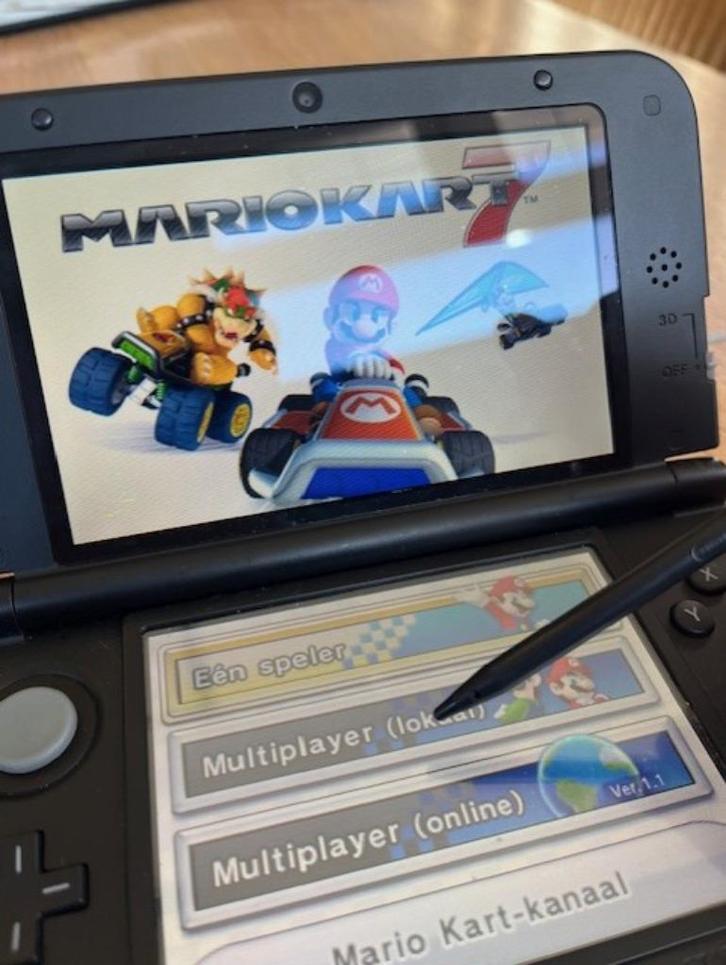 nintendo 3DS, Spelcomputers en Games, Spelcomputers | Nintendo 2DS en 3DS, Zo goed als nieuw, 3DS, Zilver, Met games, Met beschermhoes of tas