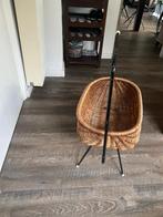 Vintage Rotan Poppenwieg - 60 jaar oud, Huis en Inrichting, Woonaccessoires | Krantenbakken en Lectuurbakken, Ophalen, Gebruikt