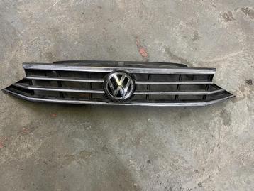 VW Passat 3G B8 grill highline 3G0853653 3G0853653K beschikbaar voor biedingen