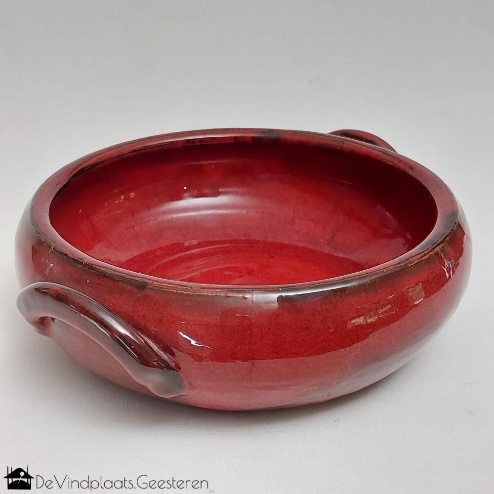 Donkerrode aardewerk schaal, Antiek en Kunst, Antiek | Schalen, Ophalen of Verzenden