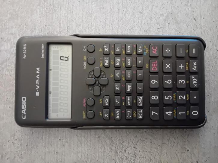Rekenmachine Casio fx-82MS, Diversen, Rekenmachines, Gebruikt, Ophalen of Verzenden