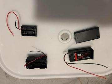 Batterijhouders met on/off Schakelaar en overigen beschikbaar voor biedingen